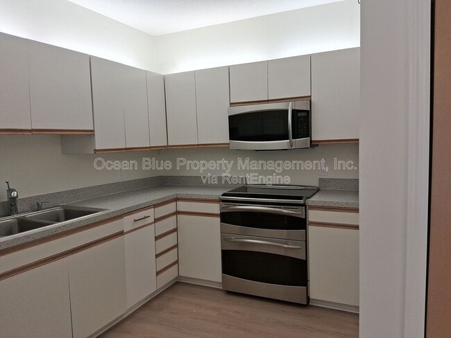 Photo - 1903 S MacDill Ave