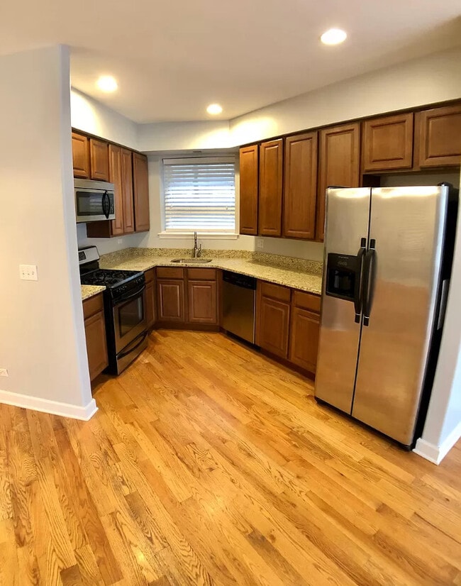 Photo - 2341 N Albany Ave