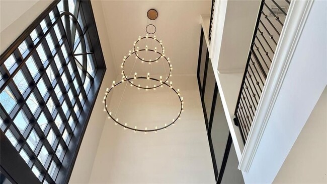 Photo - 1104 Pine Heights Dr NE