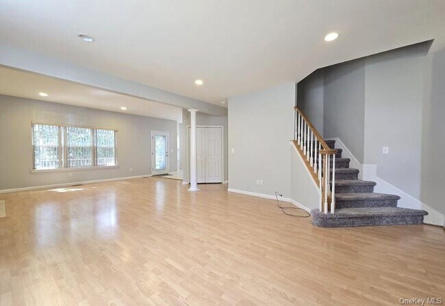 Photo - 19 Sunflower Ridge Rd