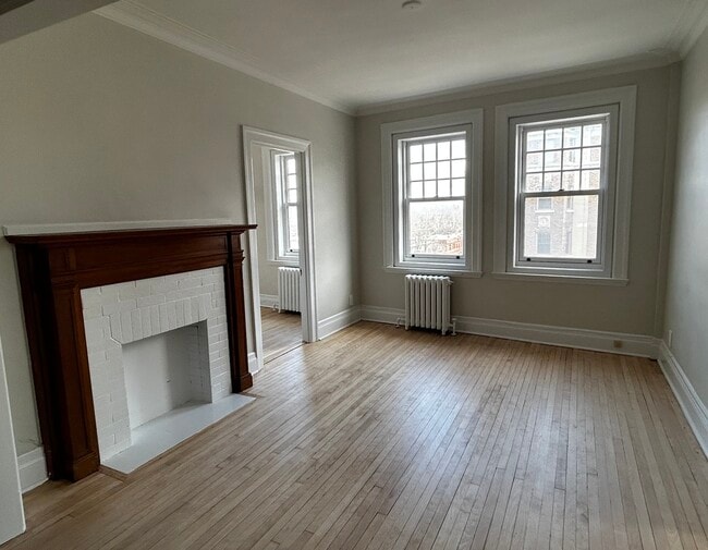 Photo - 418 Claremont