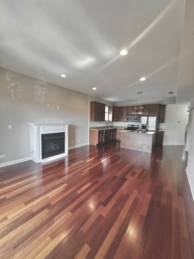 Photo - 7544 W Belmont Ave