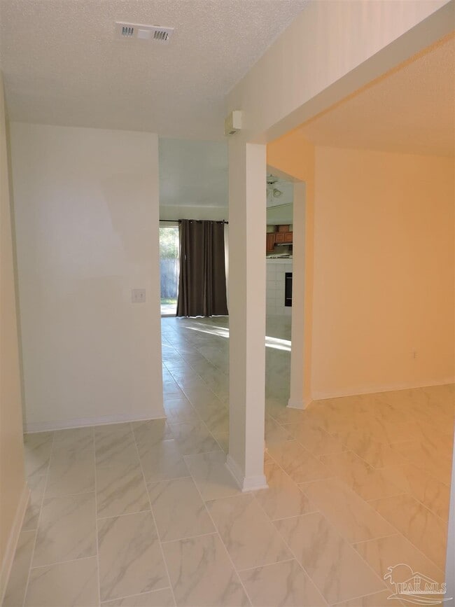 Photo - 1913 Gulf Bay Ln