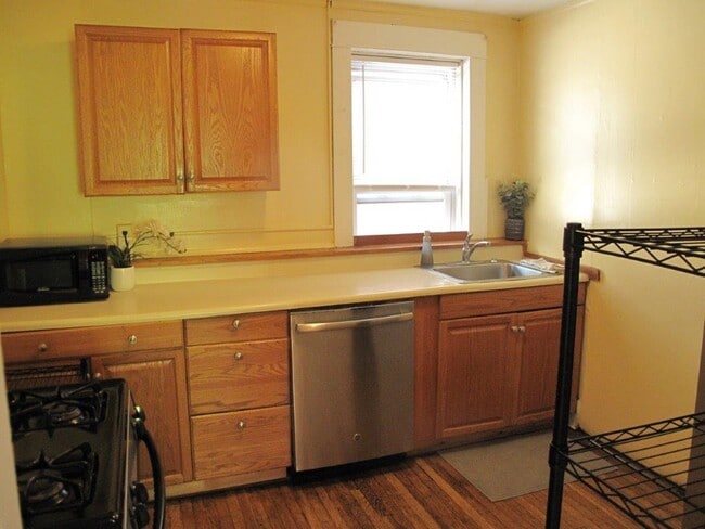 Photo - 107 Dryden Rd Unit 2
