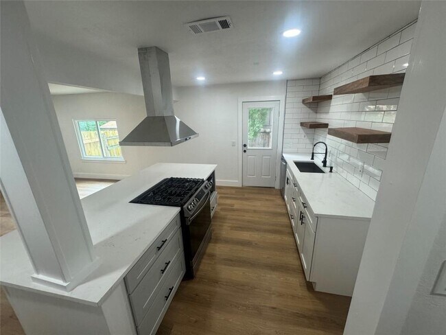 9412 Quail Meadow Dr Unit B  