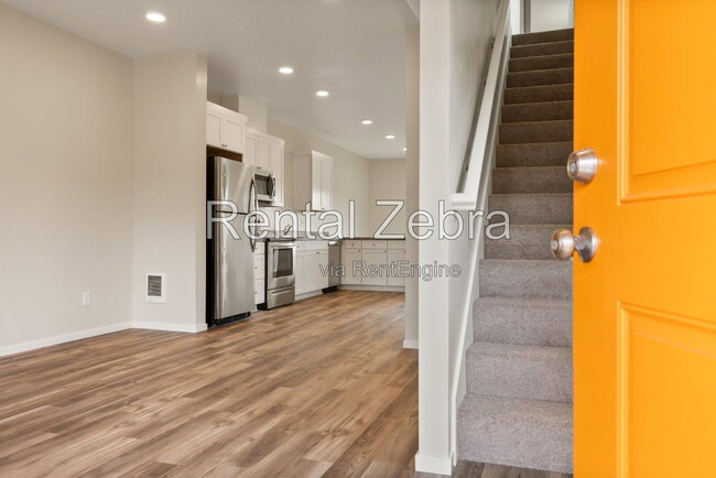 Photo - 1684 SW Salmon Ave