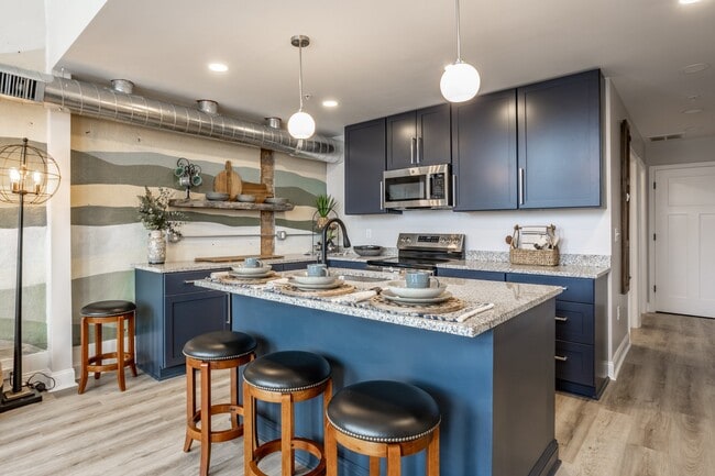 Photo - 108 W Main St Unit A