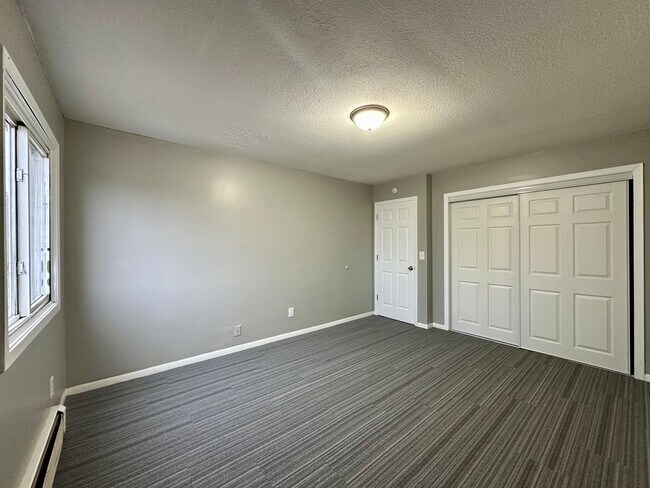 Building Photo - 3756 N Girard Ave Unit #107