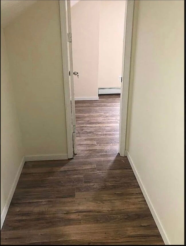 Photo - 173 Slater St Unidad 2nd  3rd fl duplex apt