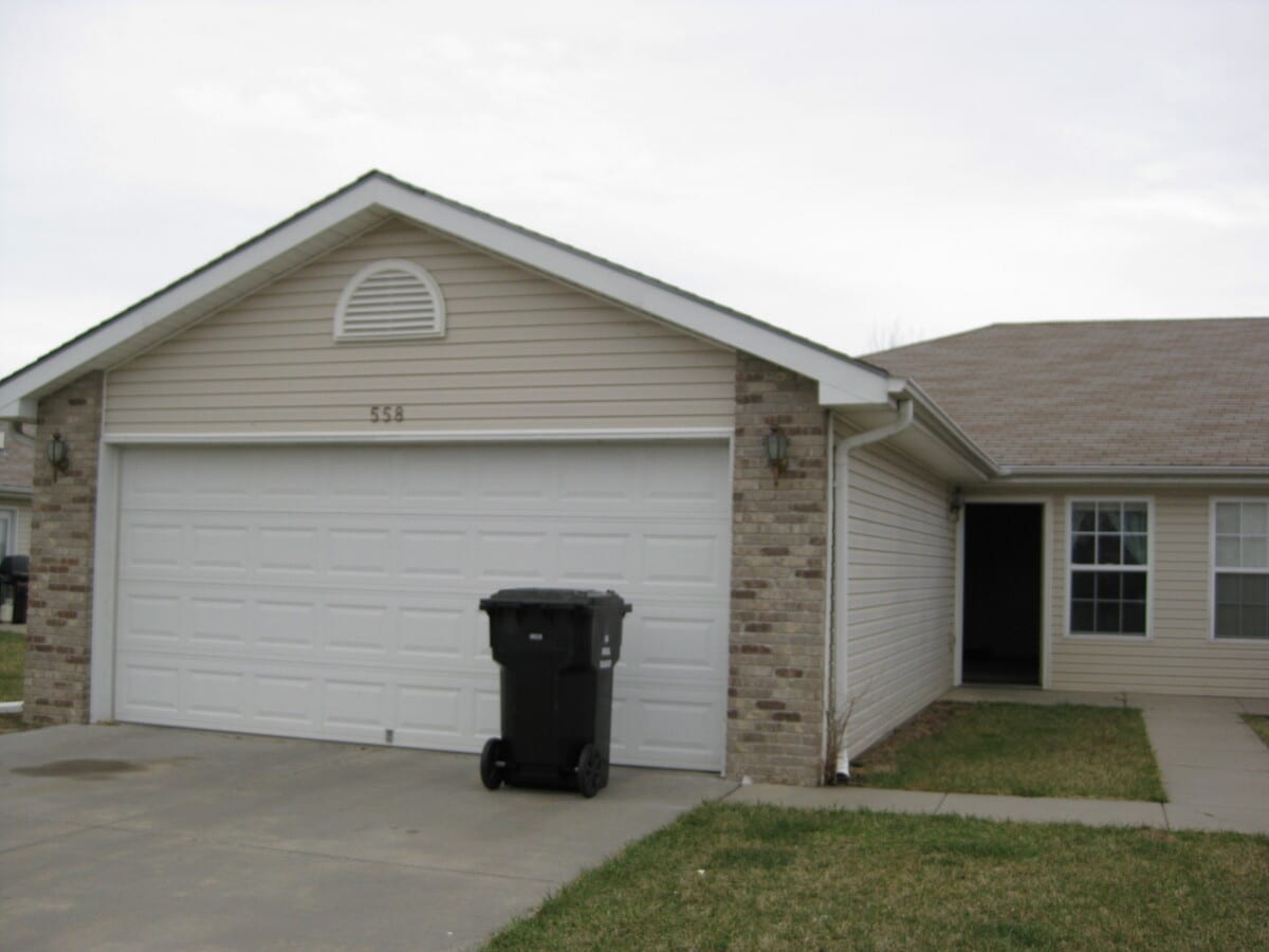 2635-2639 N 5 - 2635-2639 N 5 Apartment Unit 2635