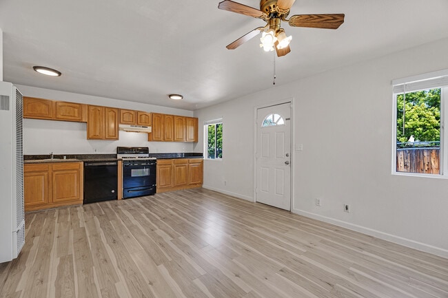 Photo - 4067 Vineyard Ave