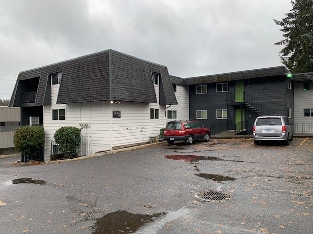 Photo - Spring Terrace Apartments