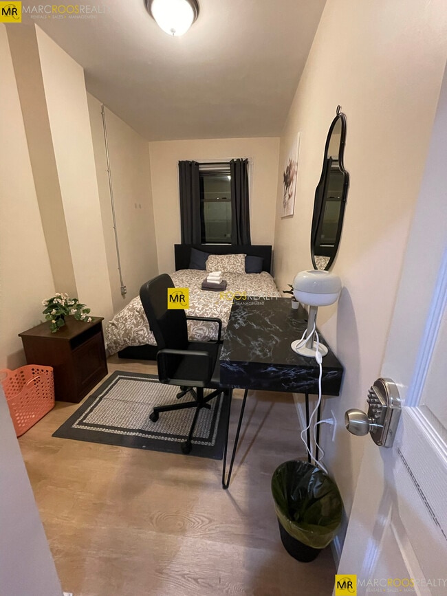 Photo - 871 Harrison Ave Unit 3