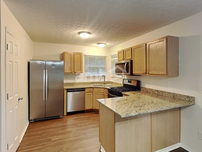 Photo - 9375 Magnolia Way