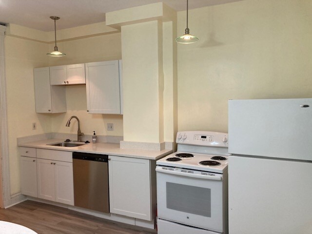 Building Photo - 1719 Commonwealth Ave Rental