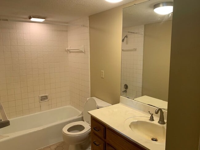 Photo - 1BD/1BA Condo located in Germantown! Unit 204
