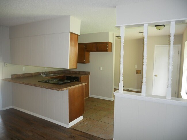 Photo - 3330 Mayfair Rd