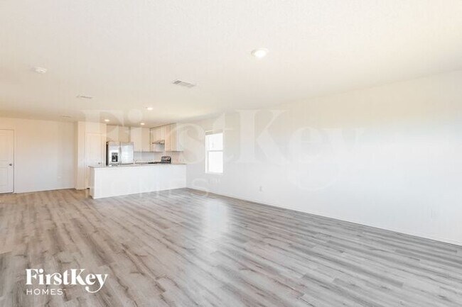 Photo - 131 Agave Cir