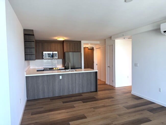 Building Photo - The Park On Keeaumoku - Brand new one bedr... Unit 2004 Rental