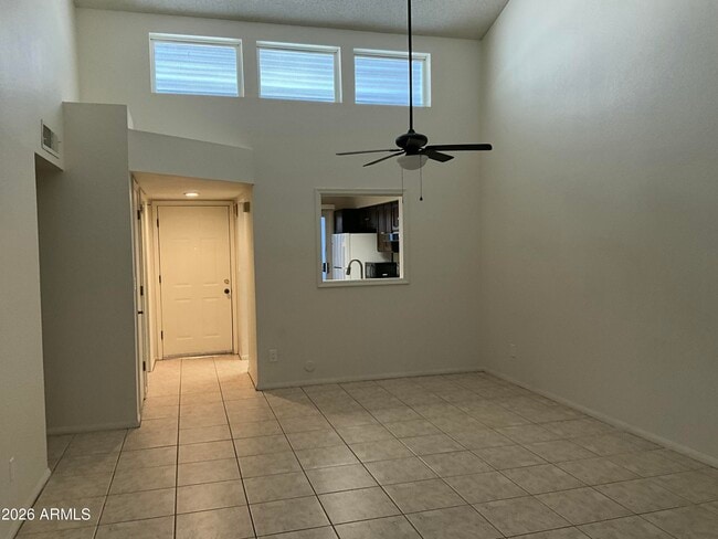 Photo - 5122 E Edgemont Ave