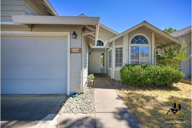 Photo - 8449 Bramble Bush Cir