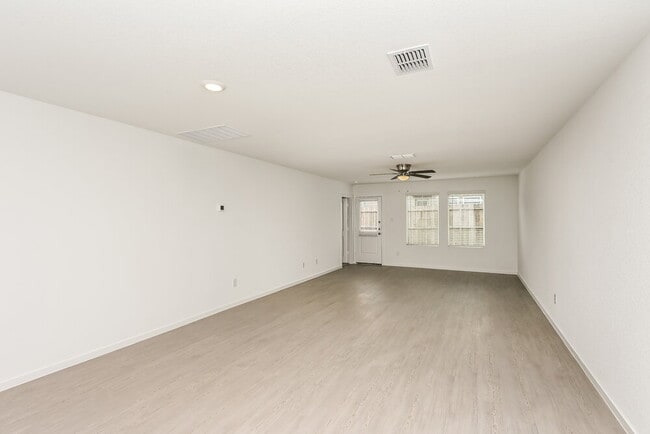 Photo - 1616 Limpkin Dr