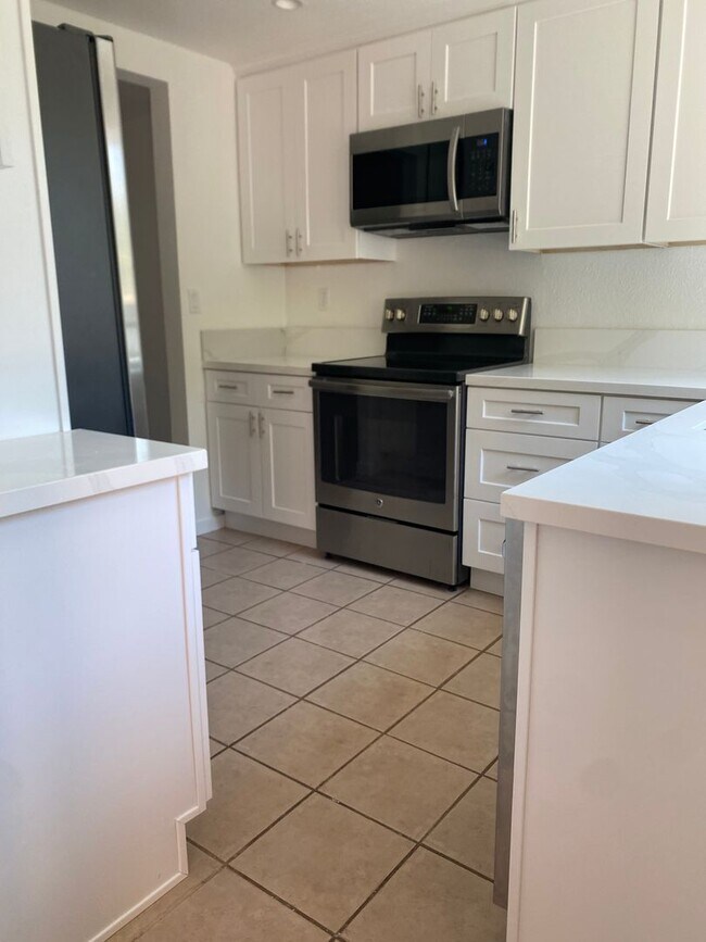 Photo - Louise Unit LOUISE-B