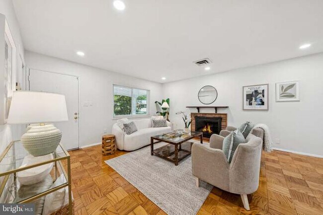 Photo - 6206 Yosemite Dr