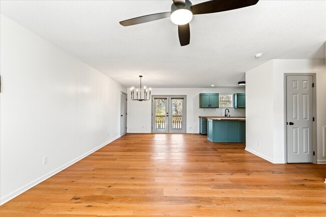 Photo - 259 Clover Cir