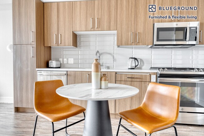 Photo - 1355 El Camino Real Unidad FL5-ID916