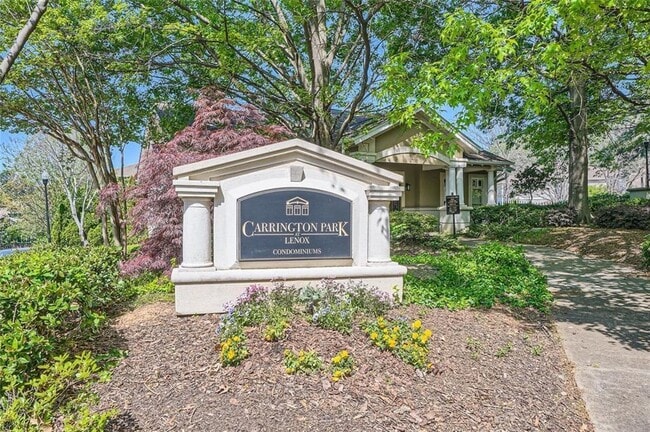 Building Photo - 2700 Pine Tree Rd NE Unit 2303