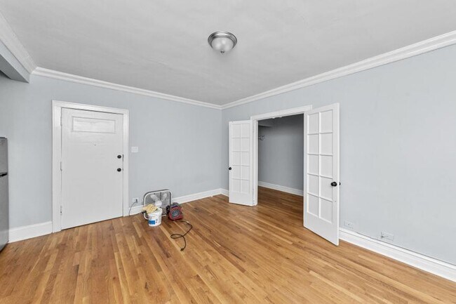 Photo - 0 bedroom in Chicago IL 60640 Unidad 305 Rental