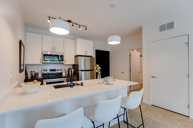 Photo - Alexander Apartments