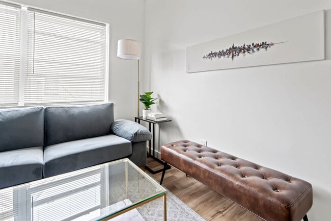 Photo - 1622 Union Turnpike Unidad ID1301599P