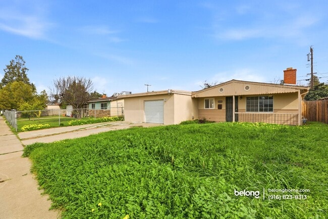 Photo - 5741 39th St