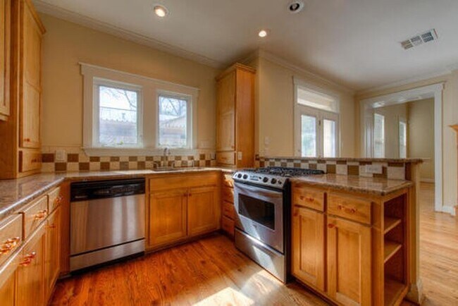 Photo - 4527 Avenue B Unit A