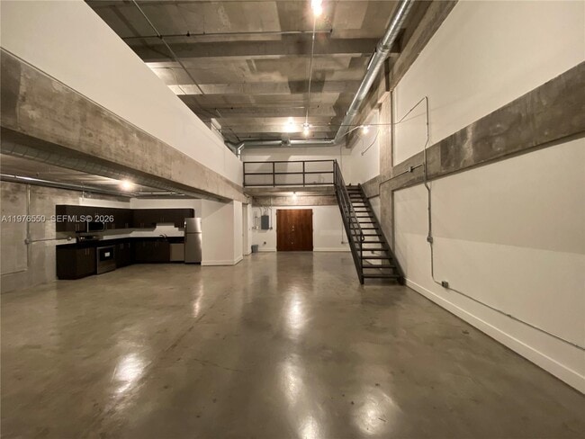 Building Photo - 1749 NE Miami Ct Unit 505