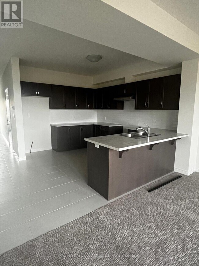 Photo - 23 Lloyd Davies Wy