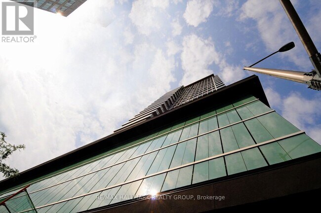 Photo - 324 Laurier Ave W Unité 2306