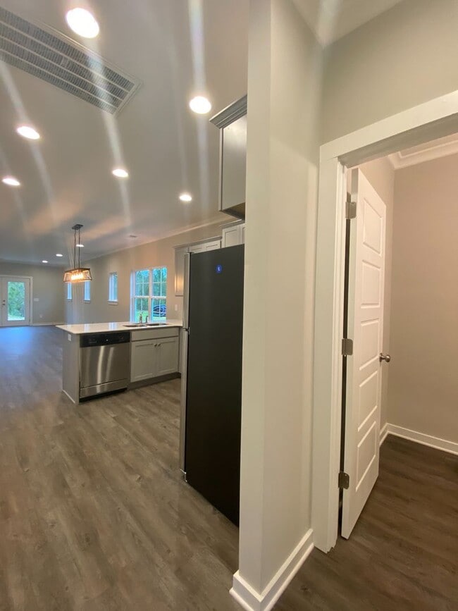 Photo - Home for Rent in Calera, AL!!! Available t...