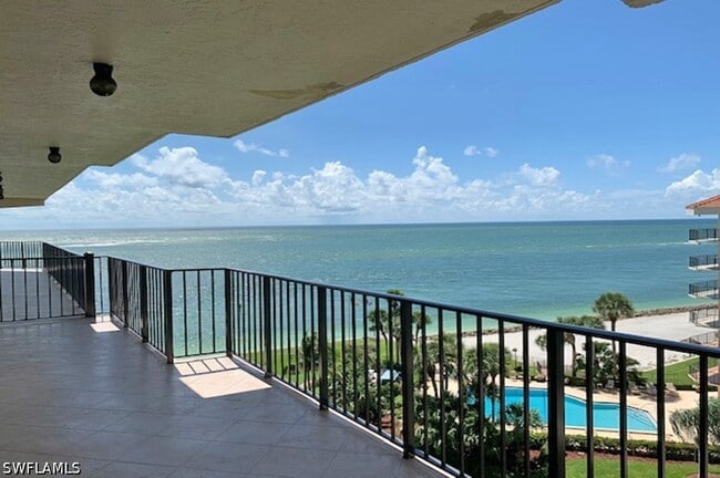 Building Photo - 1100 S Collier Blvd Unit 721