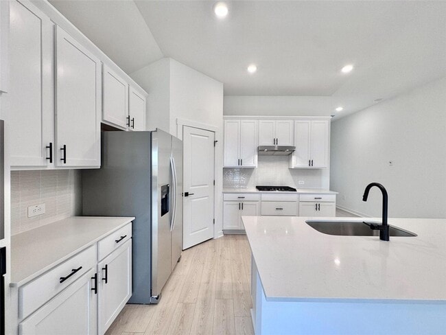 Photo - 1937 Crooked Crk St