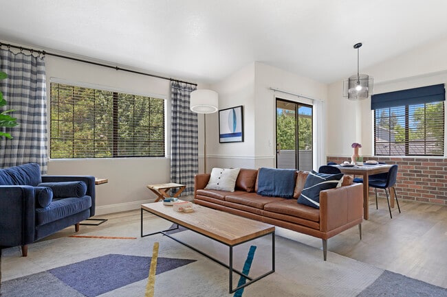 Building Photo - Dominion Heights Rental