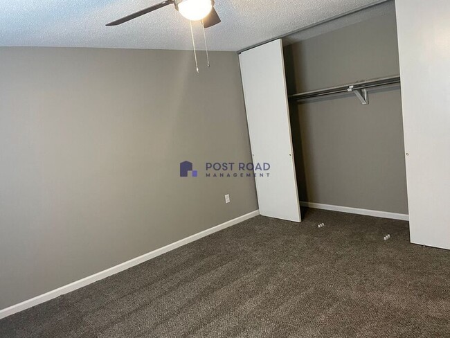 Photo - 2818 S Osage Ave Unit 302