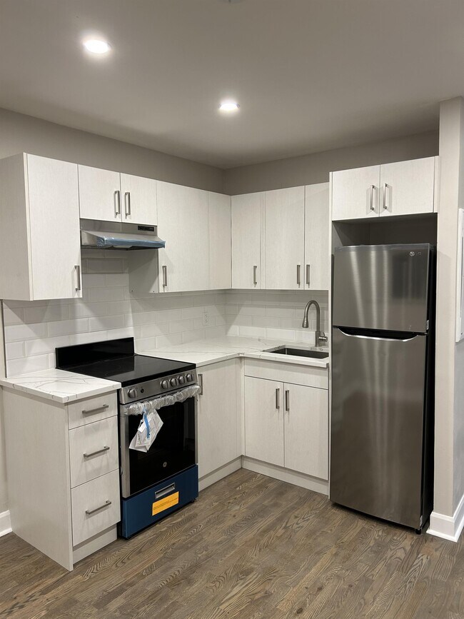 Photo - 3355 Bd Rosemont Unit 9