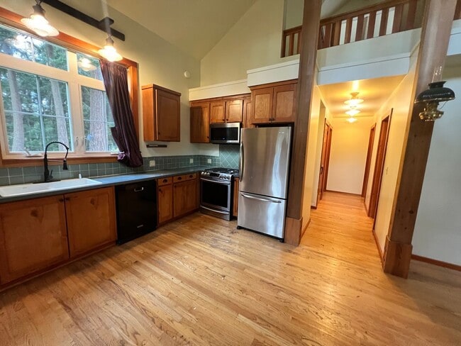 Photo - Herrera / Farrow (741 Ellwood Drive) Unit A