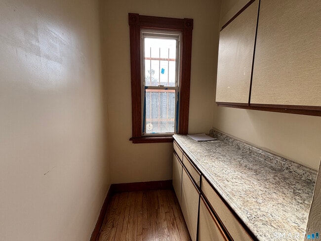 Photo - 1231 State St Unidad First Floor