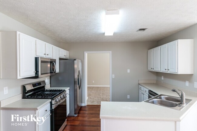 Photo - 2395 Pemberton Point