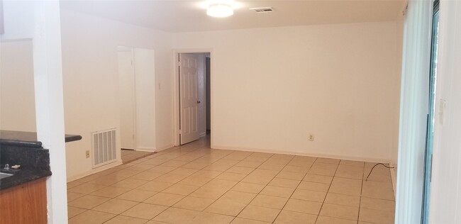 Photo - 602 Kirkwood St