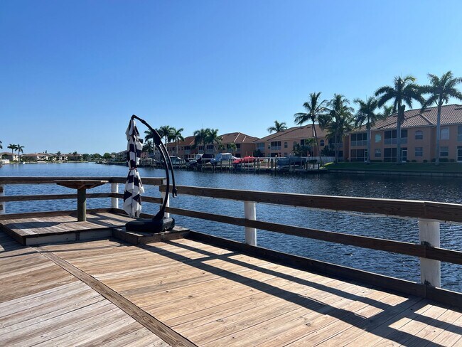 Photo - Hideaway Waterfront Hotel Unit 101